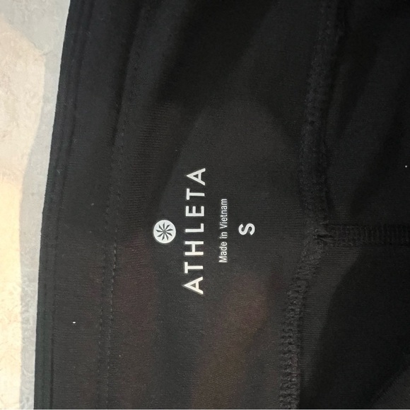 Athleta Work It Out Black Capri Workout Leggings Tights Low Rise Size Small - Picture 7 of 7